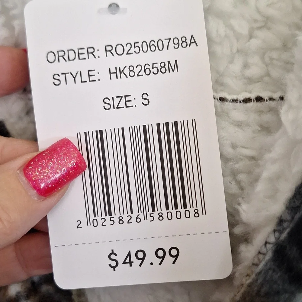 Gray and Tan Plaid Fleece Fur Lined Hooded Jacket. Size Small NWT